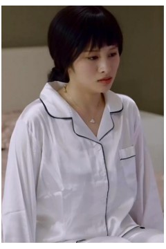 绝顶重生的女人(光头的女人)