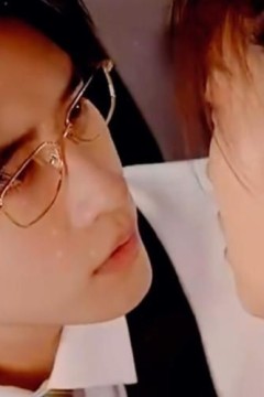 情深浅浅俩依依