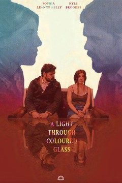 透过彩色玻璃的光线